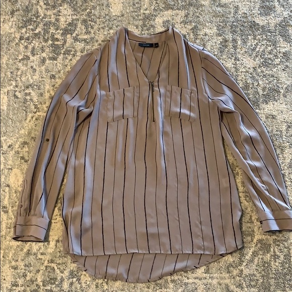 Apt. 9 vertical pin stripe shirt - Picture 1 of 4